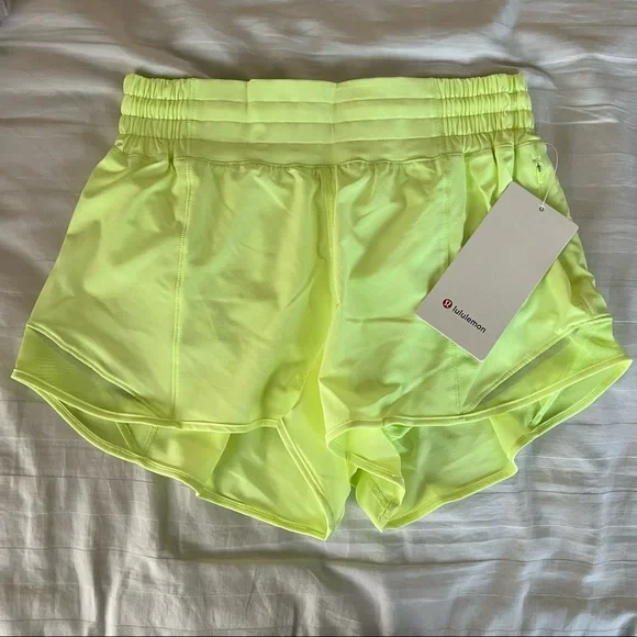 NWT lululemon faded zap hotty hot high rise shorts 2.5”